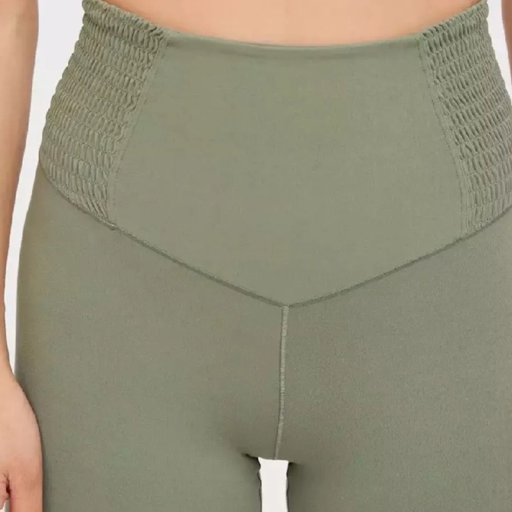 NWT Offline By Aerie/Aerie Real Me 7/8” legging and Free Spirit Ribbed Tank in S - Picture 2 of 10